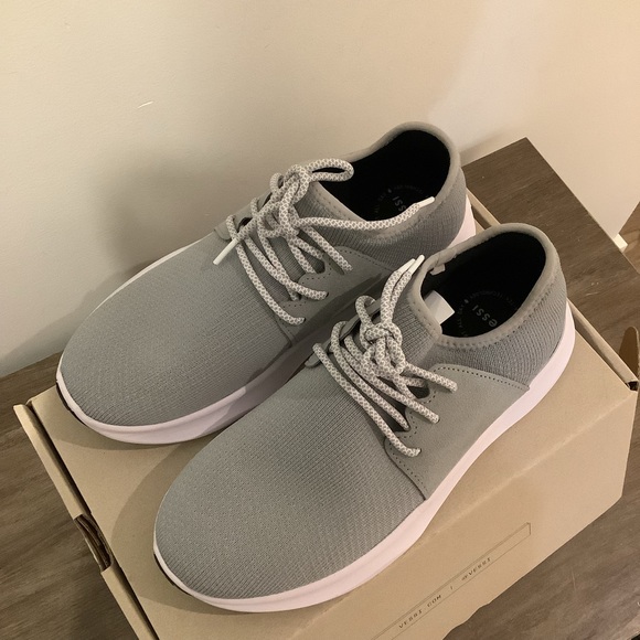NEW Vessi women’s everyday classic size 9 grey sneaker - Picture 9 of 11